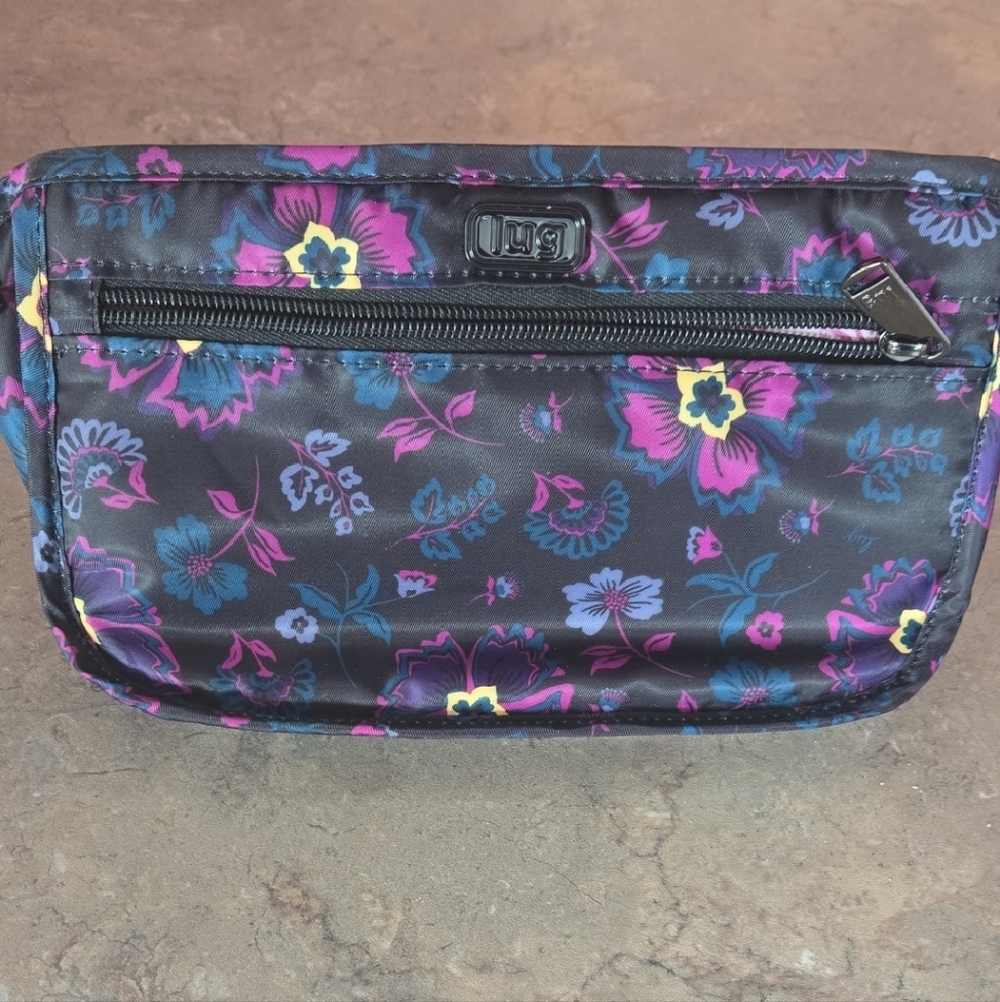 LUG NWT Floral Patterned Pouch with Zipper